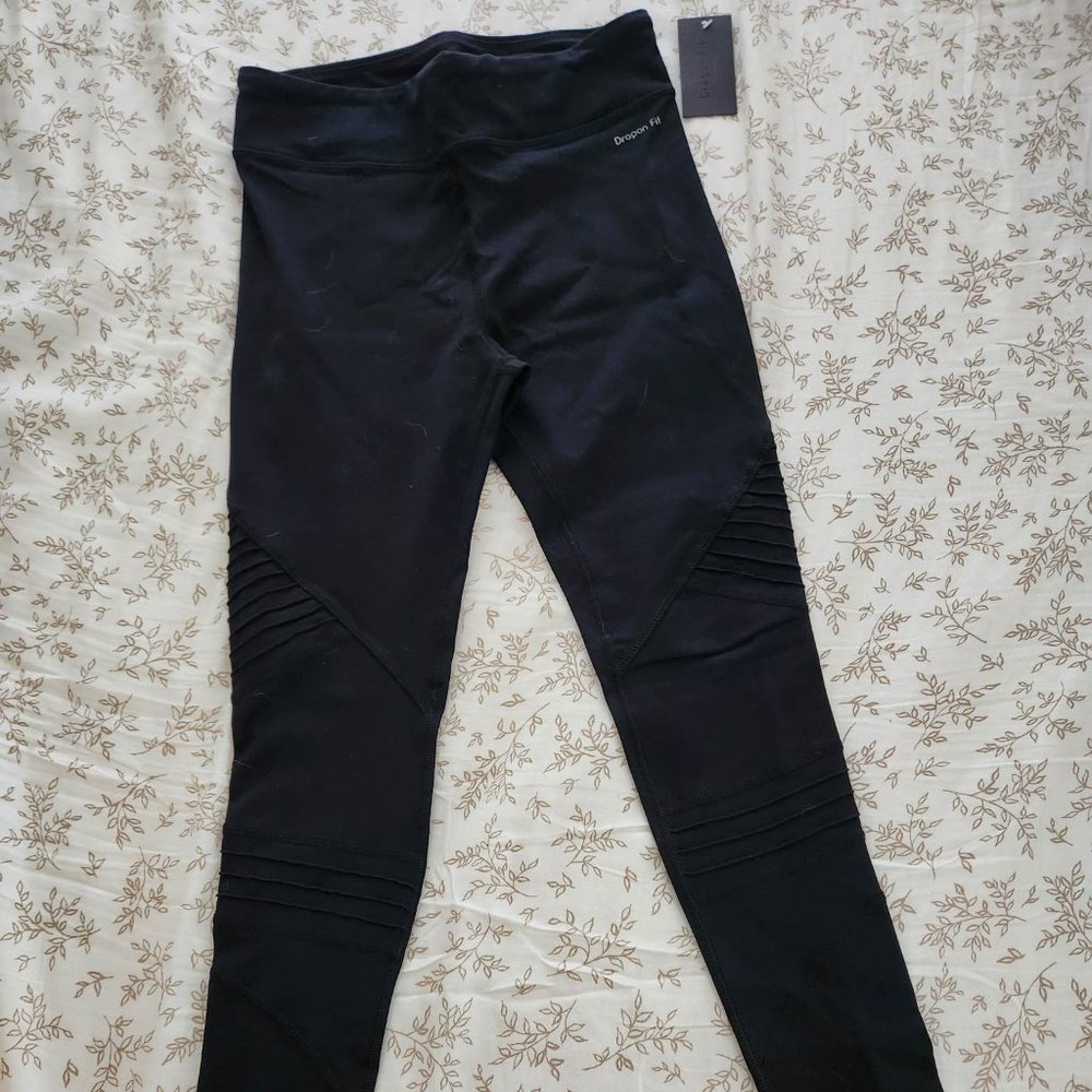 NWT Dragon Fit Activewear Leggings